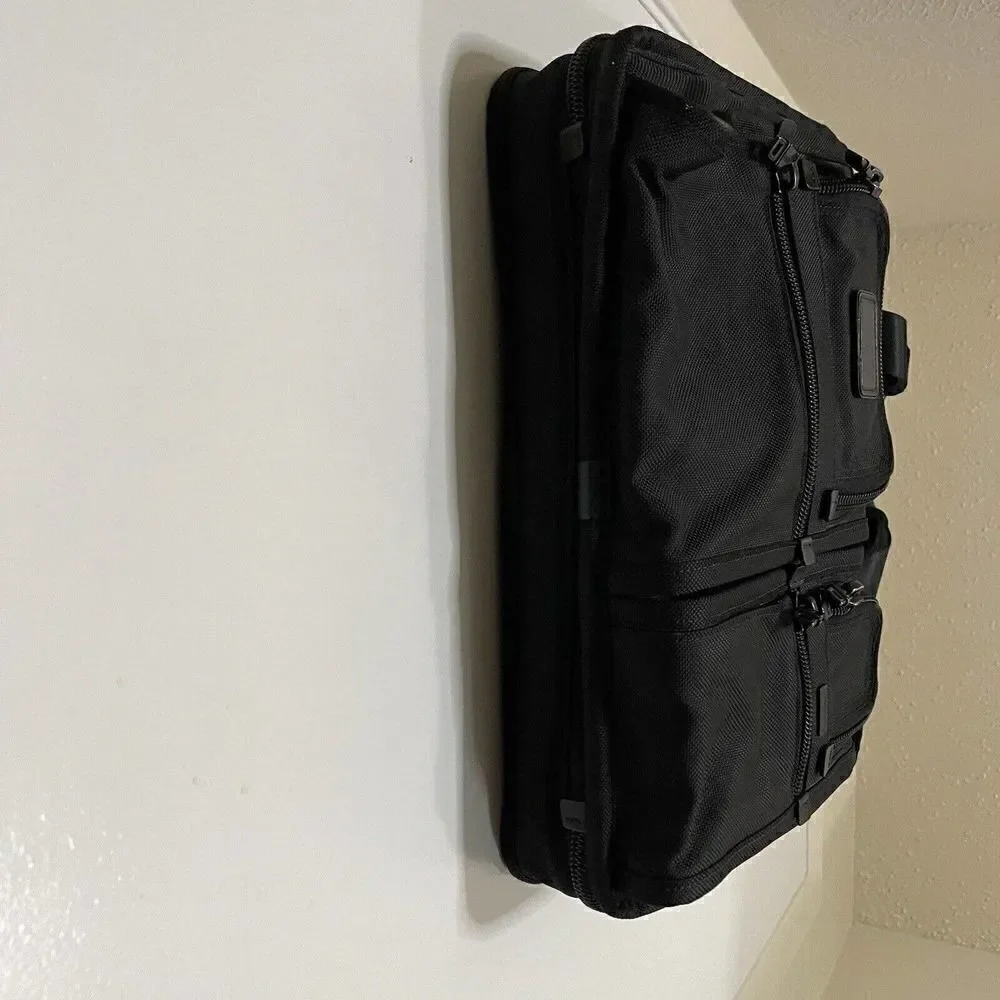 TUMI Alpha Expandable Black Nylon messenger travel laptop carryon bag with strap
